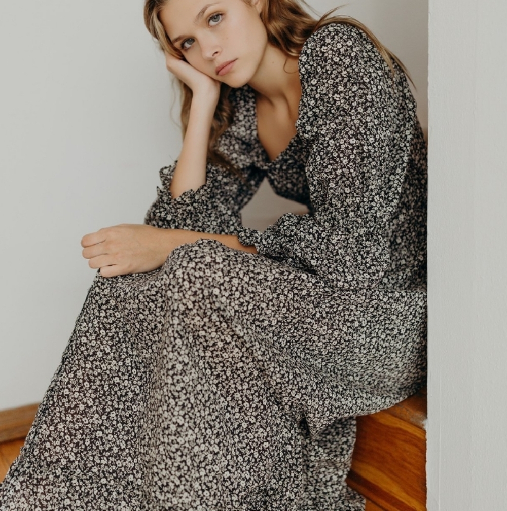 Esby Caterina Maxi Dress In Black Floral M
